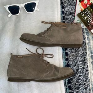 Bass Elyse Suede Chukka Boot- size 7.5